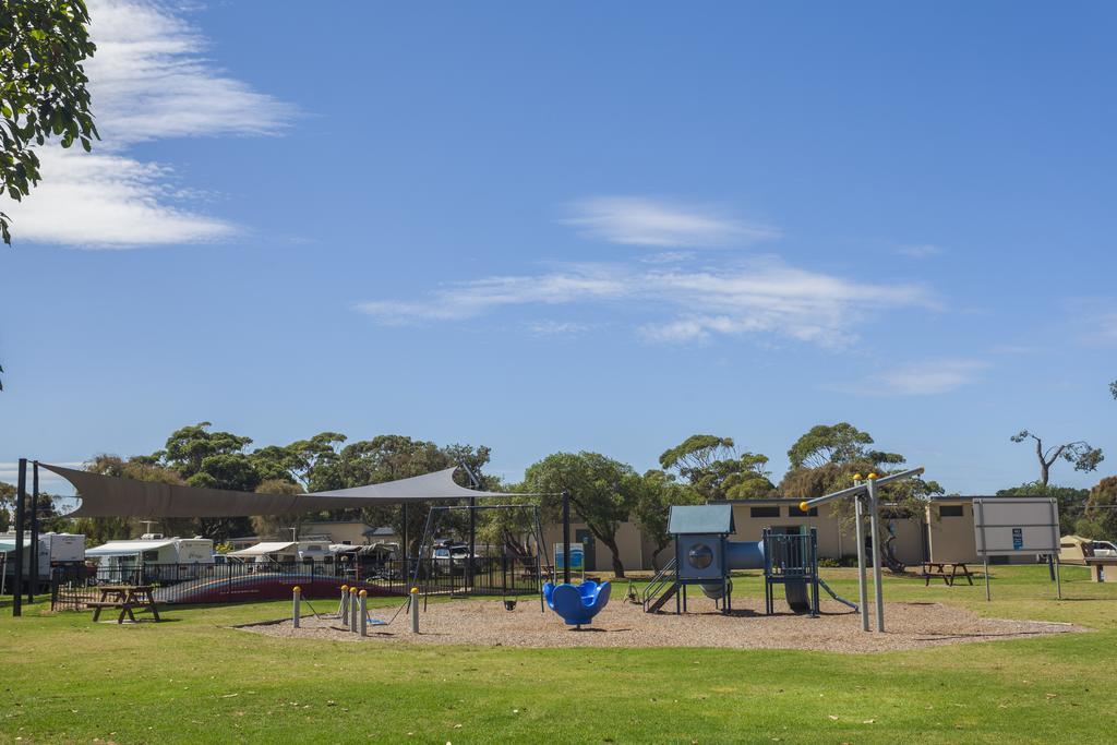 Hotel NRMA Eastern Beach Holiday Park Lakes Entrance Exterior foto